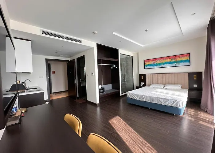 By The Sea Aparthotel Ha Long